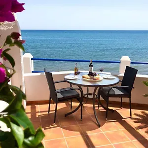  Apartment Beach Side Calahonda