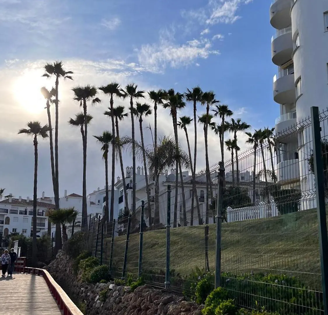 Beachfront Sea View Apartment Calahonda Sitio de Calahonda