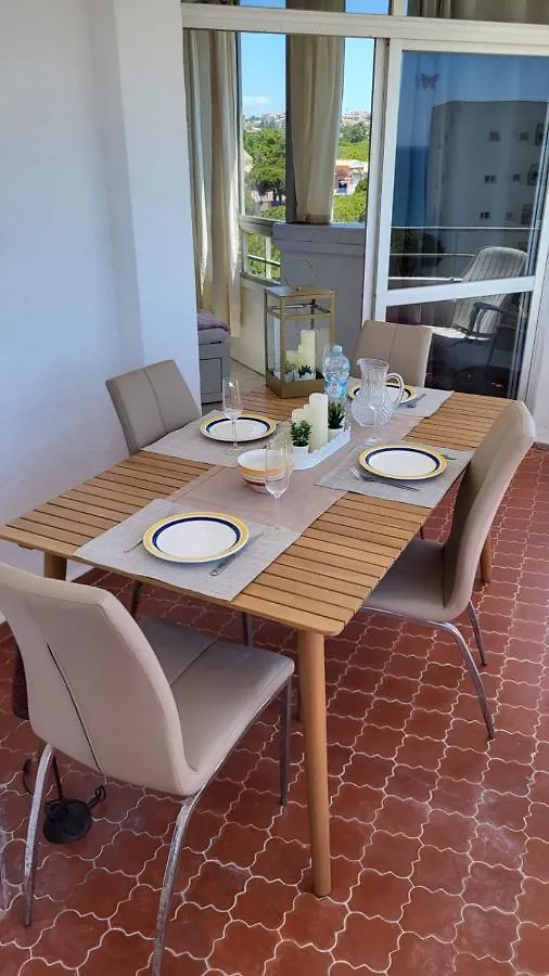 Beachfront Sea View Apartment Calahonda Sitio de Calahonda